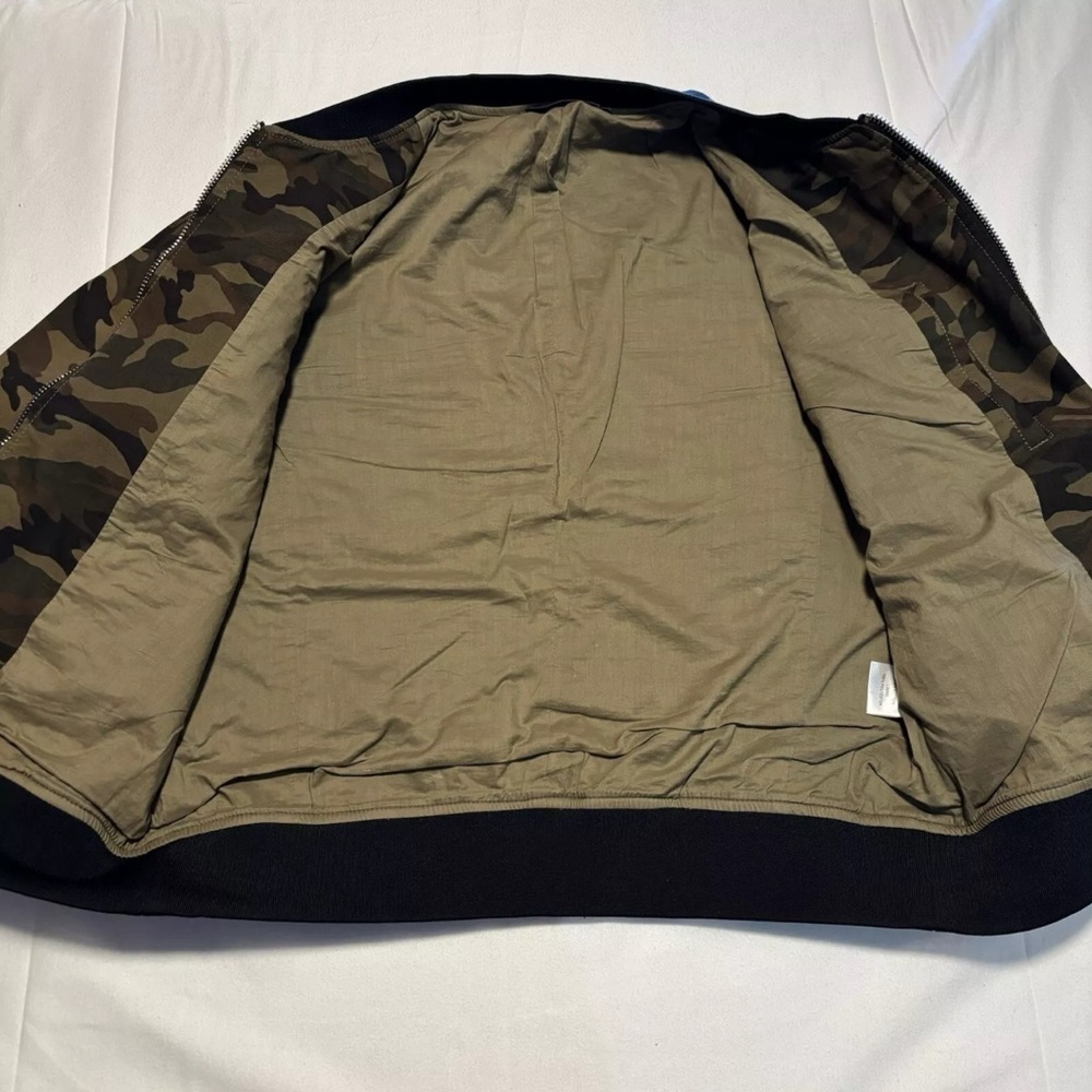 Arthur Galan Women's Size 4 Camo Bomber Jacket Pleated Lined Pockets Green - Picture 6 of 15
